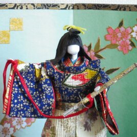 五月人形 太刀　和紙人形の画像