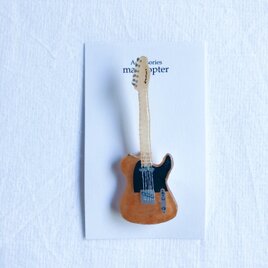 ギターのブローチの画像