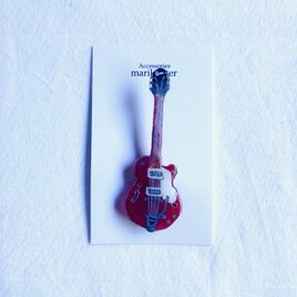 ギターのブローチ