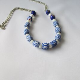 　ロゼッタ模様　ブルー&ホワイトのネックレス＆ピアス