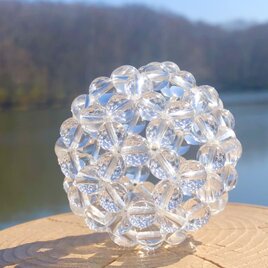 1.神聖幾何学フラーレン　８mm   水晶　オブジェの画像