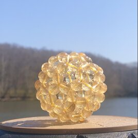 2.神聖幾何学フラーレン　８mm   レインボーシトリン(黄水晶)オブジェの画像