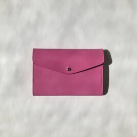 小銭が探しやすい 革のミニ財布 Pink イタリア製レザー Medium Basic Walletの画像