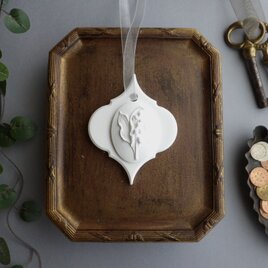 鈴蘭のカメオ調のアロマストーン カメオ ■ アラベスクオーナメント ■ 6種類から香りが選べる