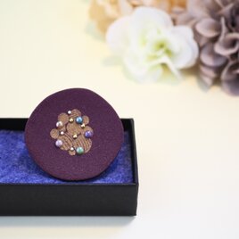 漆塗り花ブローチ「華ひかり」紫　和風アクセサリーの画像