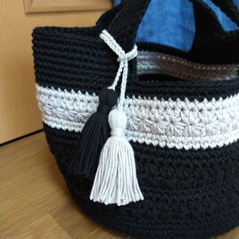 モノトーンマルシェバッグ　ニットバッグ　黒白　プレゼント