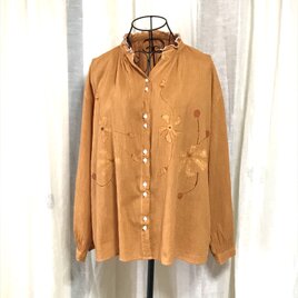 ロウケツ染ブラウス　つる草　オレンジ