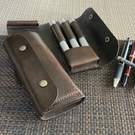 【３本独立・ヌメ革生成りの焦茶染め】万年筆ケース カートリッジ入付 ペンケース 筆箱