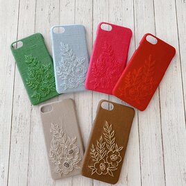 刺繍のワンカラーフラワーiPhoneケースの画像