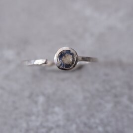 labradorite ringの画像