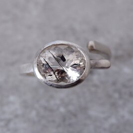 in quartz ringの画像