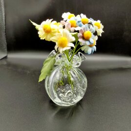 ヴィンテージ、ゴブレット、花器、緑色のガラスに金の装飾 ヴィンテージ、ゴブレット、花器、緑色のガラスに金の装飾