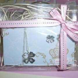 TINK オリジナル　SV　クローバーピアス＆ネックレス