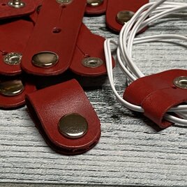 ∽コードホルダー・イヤホンクリップ∽【牛　ヌメ革】赤系 ２個　