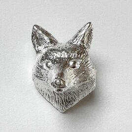 キツネのピンブローチ