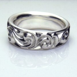 風唐草のリング