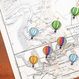 wakka. 気球のピアス カラフルの画像