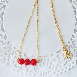 ３月誕生石!【ネックレス】紅珊瑚３粒・ゴールド♪