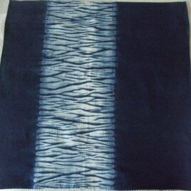 藍染　大判ハンカチ　嵐絞りの画像
