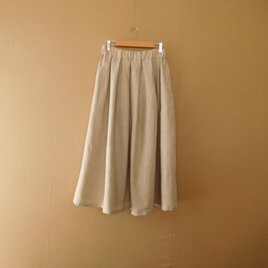 リネンのタックスカート　きなり　の画像