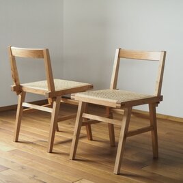 【展示品セール 30%OFF】ラタンの椅子　ダイニングチェア　国産クルミ材　1脚の画像