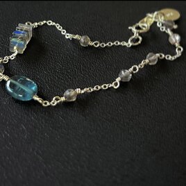 kyanite&labradorite*braceletの画像