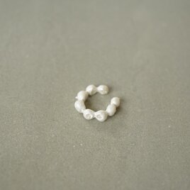 並んだりんごイヤーカフ　silverの画像