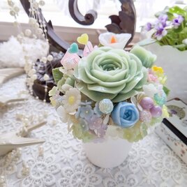 石鹸のバラ飾りグリーンサマー・ホワイトポット/ソープカービング/石鹸彫刻の画像