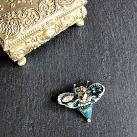 蜂ブローチ  小野小町(美女シリーズ)