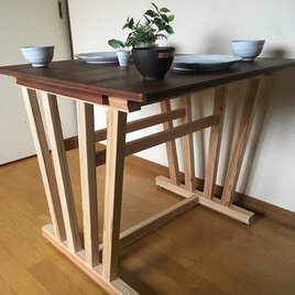 Shell 03 dining table for 2 people   木製ダイニングテーブル　2人用　の画像