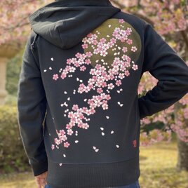 秋のカーディガンに最適　手染め京友禅パーカー　夜桜の画像