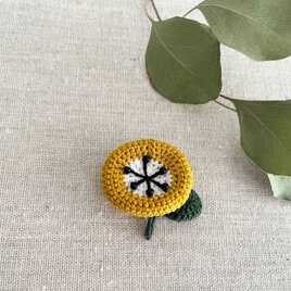 北欧風お花ブローチ＊カーキ