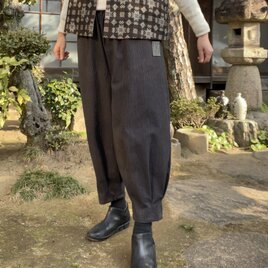 【着物リメイク】裾タックのゆったりパンツ/綿/刺し子の画像