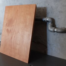 【再入荷】チェリーのカッティングボード　四角　大の画像