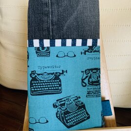 スマホポーチ☆クラシカルな柄