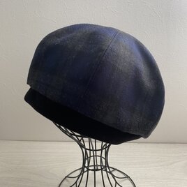 送料無料　チェックのベレー帽（ネイビー）