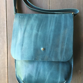 革鞄【ショルダーバッグ 】 青の画像