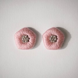刺繍イヤリング　桜　春　和装にもの画像