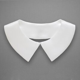 サテン　つけ襟　付け襟　フラットカラー　角襟　ホック留　シンプル　オフホワイトの画像