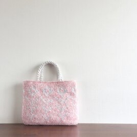 Nordic Pink&Blue- 北欧スタイルのお花柄かぎ針編みバッグの画像