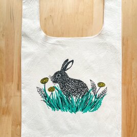 rabbit and dandelion reusable bagの画像