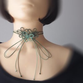 チョーカー「そよそ、さく」（淡緑×深緑）