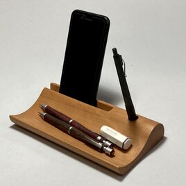 デコ・スマートホン(タテヨコに置けるスマホスタンド+ペンスタンド+トレー、使いながら飾る木製スタンドトレー、チェリー材)