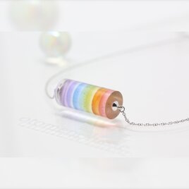虹色プリズム ネックレスの画像