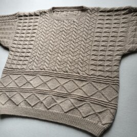 稲妻・ケーブル模様　手編みガンジーセーターの画像