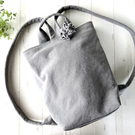 リュック＊フラワーコサージュタイプ＊　＊グレージュ（希望カラーで制作可）