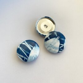 鹿革×藍染【くるみボタン　38mm】の画像