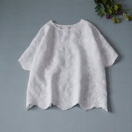 リネン100%総刺繍ゆったり大人可愛い半袖トップス♪の画像