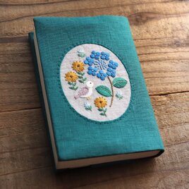 手刺繍のブックカバー『夏の日』【受注制作】