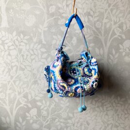 モチーフ編みbag ブルーの画像